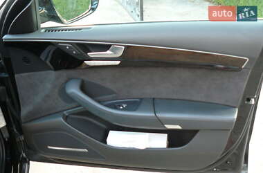 Седан Audi A8 2013 в 
