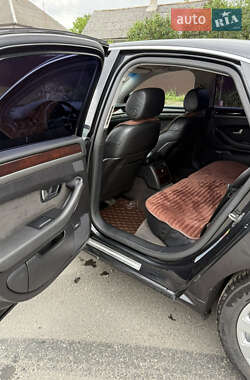 Седан Audi A8 2005 в 