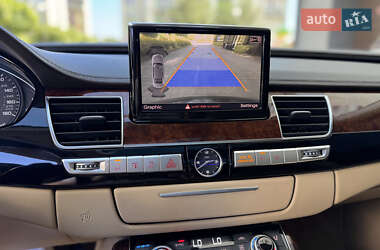 Седан Audi A8 2013 в 