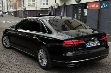 Седан Audi A8 2017 в 