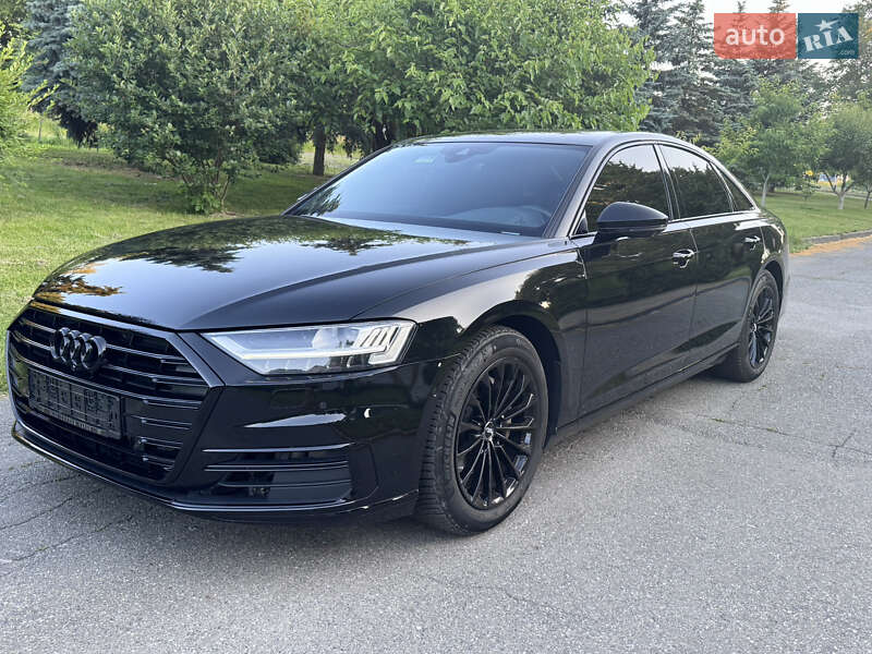 Седан Audi A8 2019 в Києві
