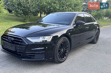 Седан Audi A8 2019 в 
