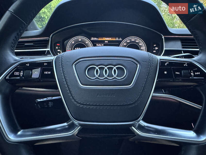 Седан Audi A8 2019 в Києві