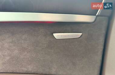 Седан Audi A8 2016 в 