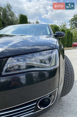 Седан Audi A8 2012 в 