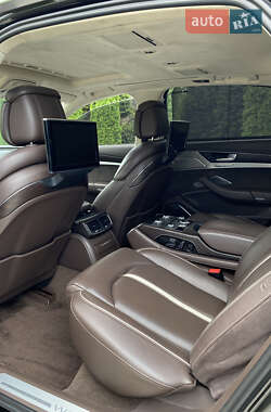 Седан Audi A8 2012 в 