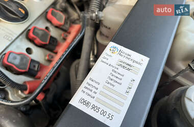 Седан Audi A8 2011 в 