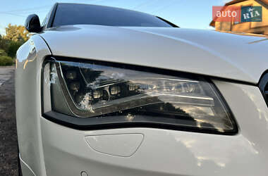 Седан Audi A8 2011 в 