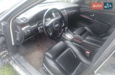 Седан Audi A8 2000 в 