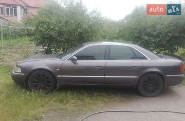 Седан Audi A8 2000 в 