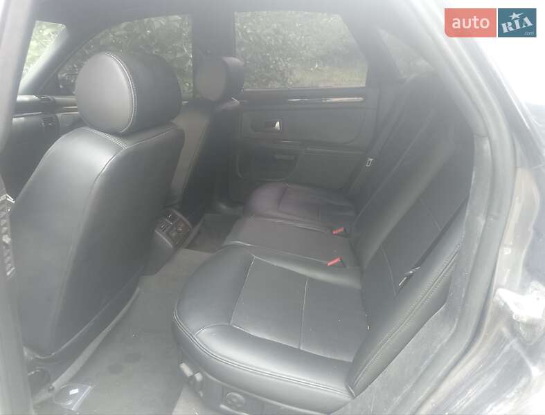 Седан Audi A8 2000 в Киеве
