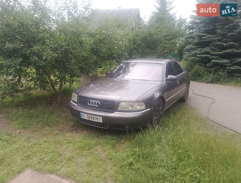 Седан Audi A8 2000 в Киеве
