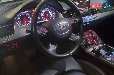 Седан Audi A8 2011 в 