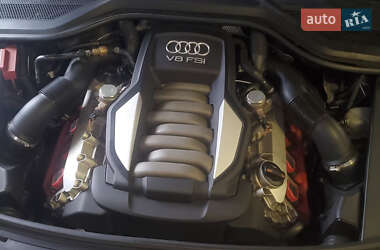 Седан Audi A8 2011 в 