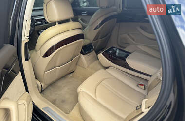 Седан Audi A8 2013 в 