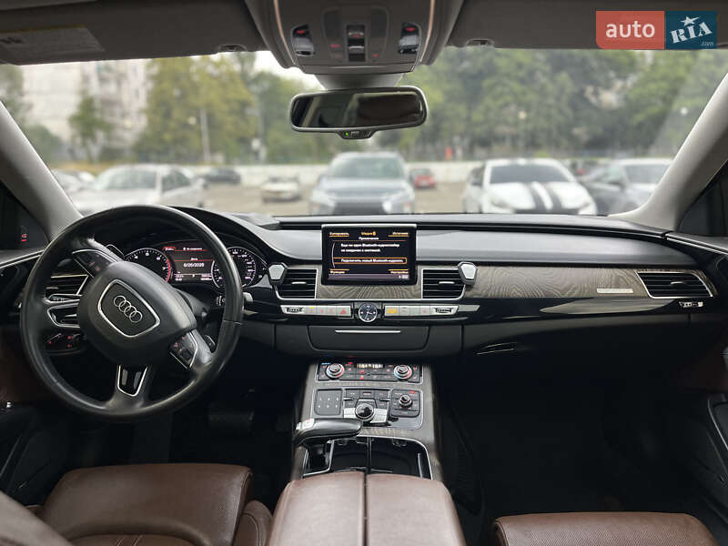 Седан Audi A8 2016 в Киеве