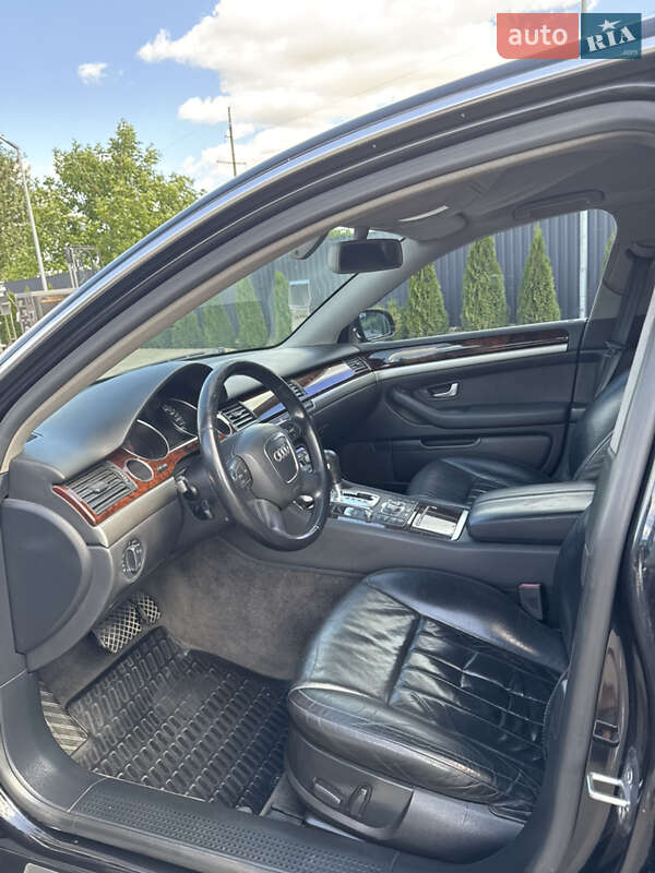 Седан Audi A8 2007 в Немирове