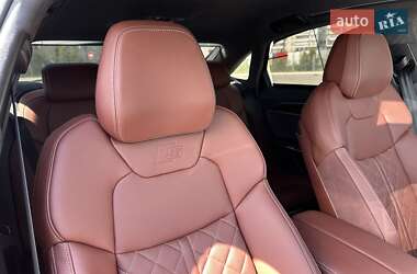 Седан Audi A8 2025 в 