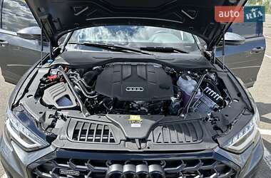 Седан Audi A8 2025 в 