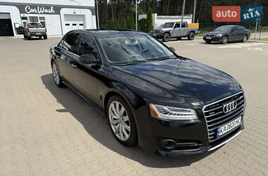 Седан Audi A8 2017 в 