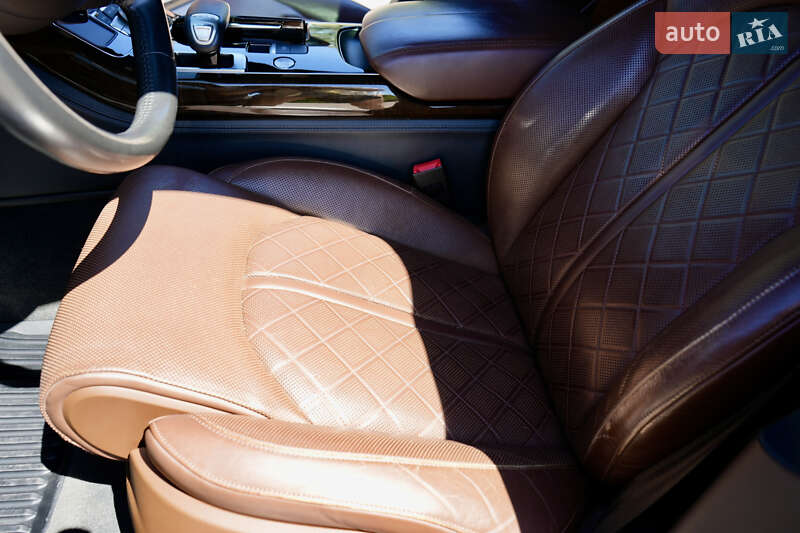 Седан Audi A8 2016 в Житомире