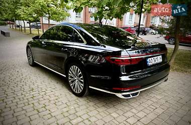 Седан Audi A8 2018 в 
