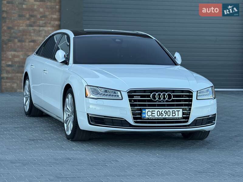 Седан Audi A8 2015 в Черновцах