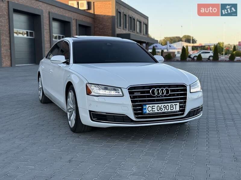 Седан Audi A8 2015 в Черновцах