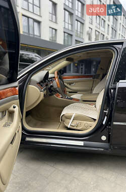Седан Audi A8 2007 в 