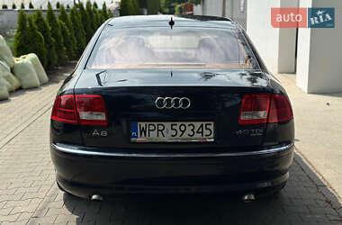 Седан Audi A8 2004 в 