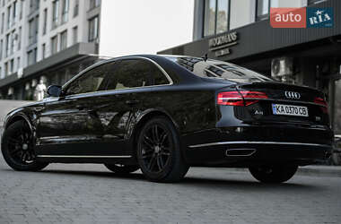 Седан Audi A8 2014 в 