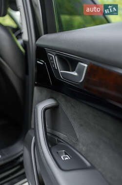 Седан Audi A8 2014 в 