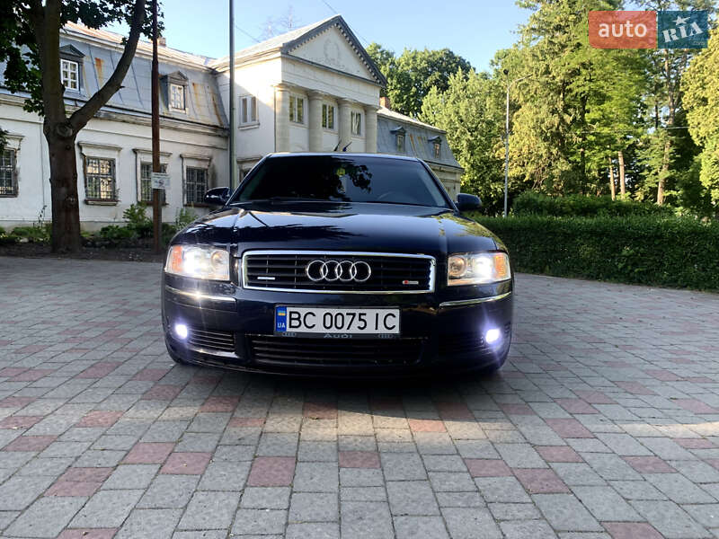 Седан Audi A8 2004 в Львове