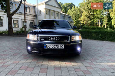 Седан Audi A8 2004 в 