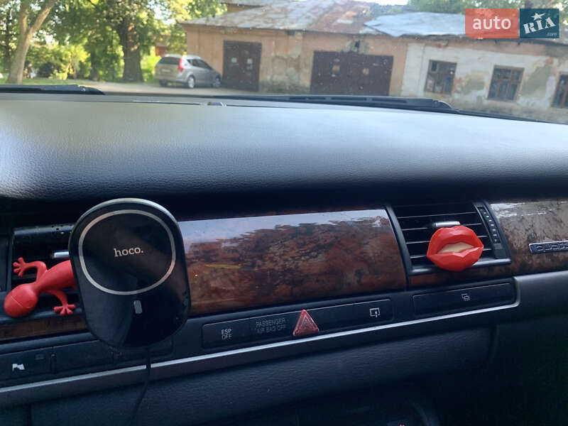Седан Audi A8 2004 в Львове