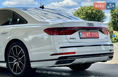 Седан Audi A8 2021 в 