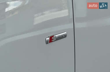 Седан Audi A8 2021 в 