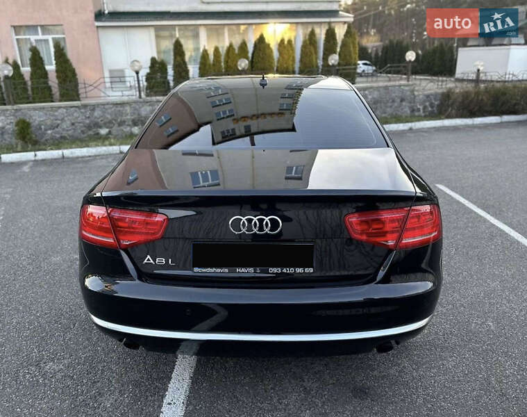 Седан Audi A8 2012 в Киеве
