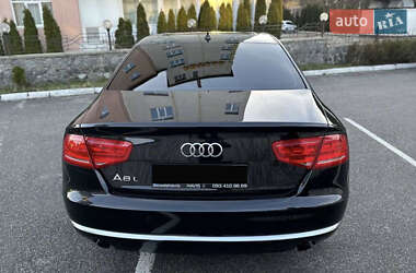 Седан Audi A8 2012 в 