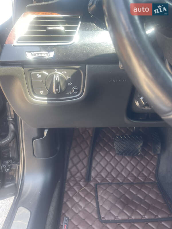 Седан Audi A8 2013 в Бердичеве