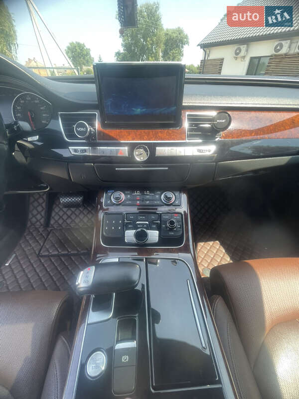 Седан Audi A8 2013 в Бердичеве