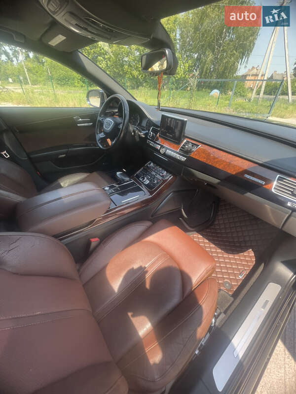Седан Audi A8 2013 в Бердичеве