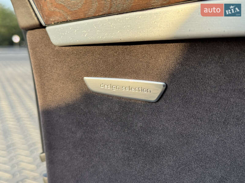 Седан Audi A8 2011 в Миколаєві