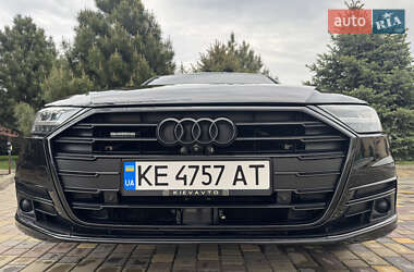 Седан Audi A8 2018 в 