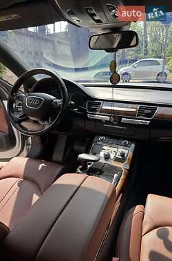 Седан Audi A8 2013 в 