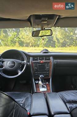 Седан Audi A8 2001 в 