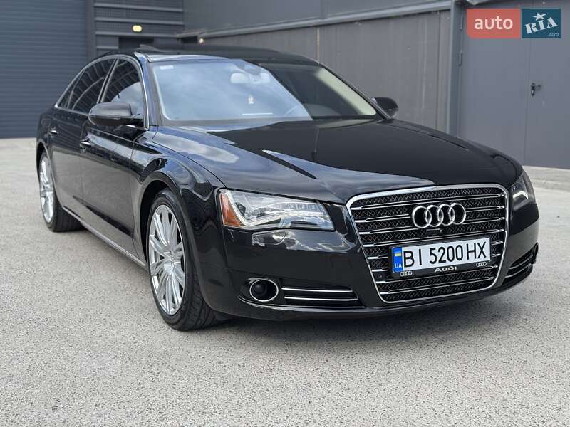 Седан Audi A8 2013 в Києві