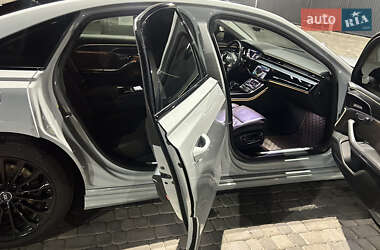 Седан Audi A8 2018 в 
