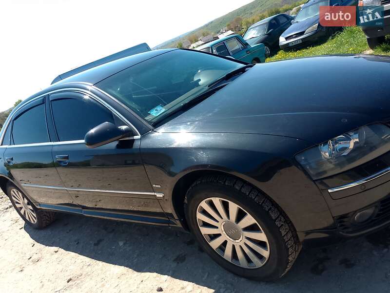 Седан Audi A8 2005 в Києві