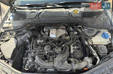 Седан Audi A8 2007 в 